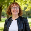 Sarah Miller headshot